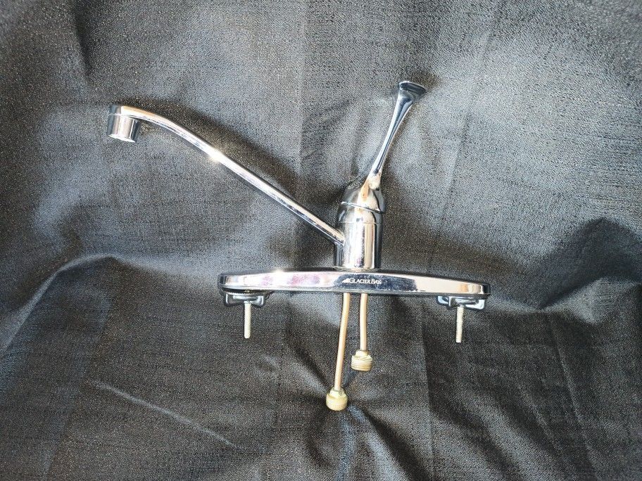 Glacier Bay Faucet Q