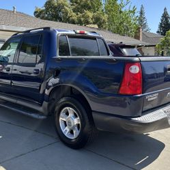 2004 Ford Explorer Sport Trac