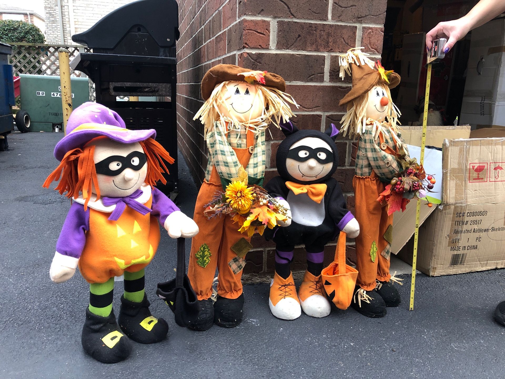 Halloween decoration standing figures