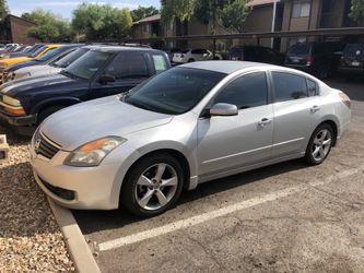 Altima 2007 clean title 127 millas