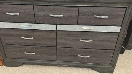 Dresser,night Stand, chest set