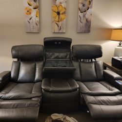 Power Reclining Living Room Set With Bluetooth