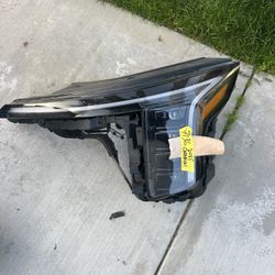 2025 Kia Carnival Headlight Left Side 