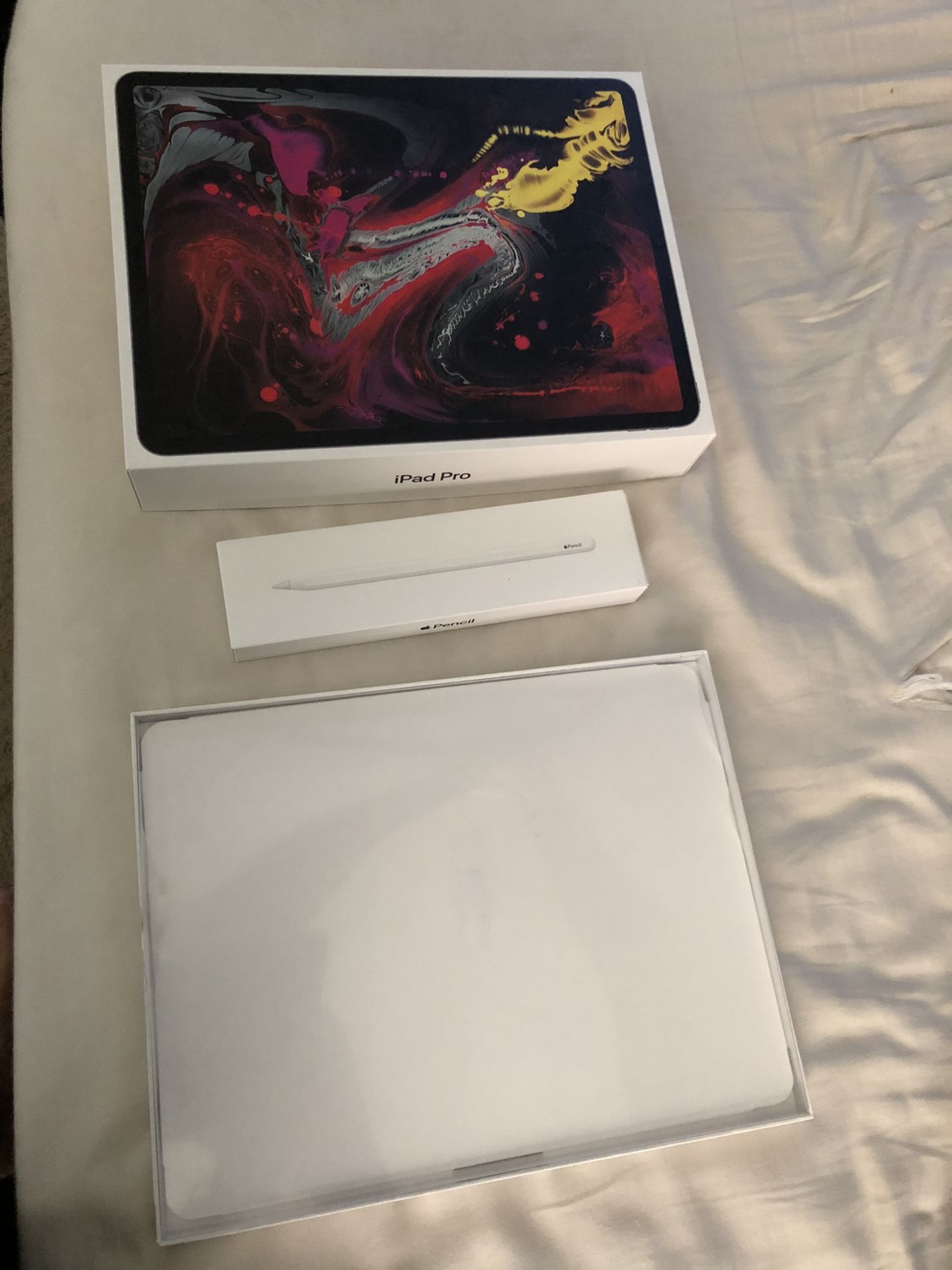 Apple iPad Pro 3rd Gen. 256GB, Wi-Fi + Cellular Apple Pencil 12.9in - Space Gray