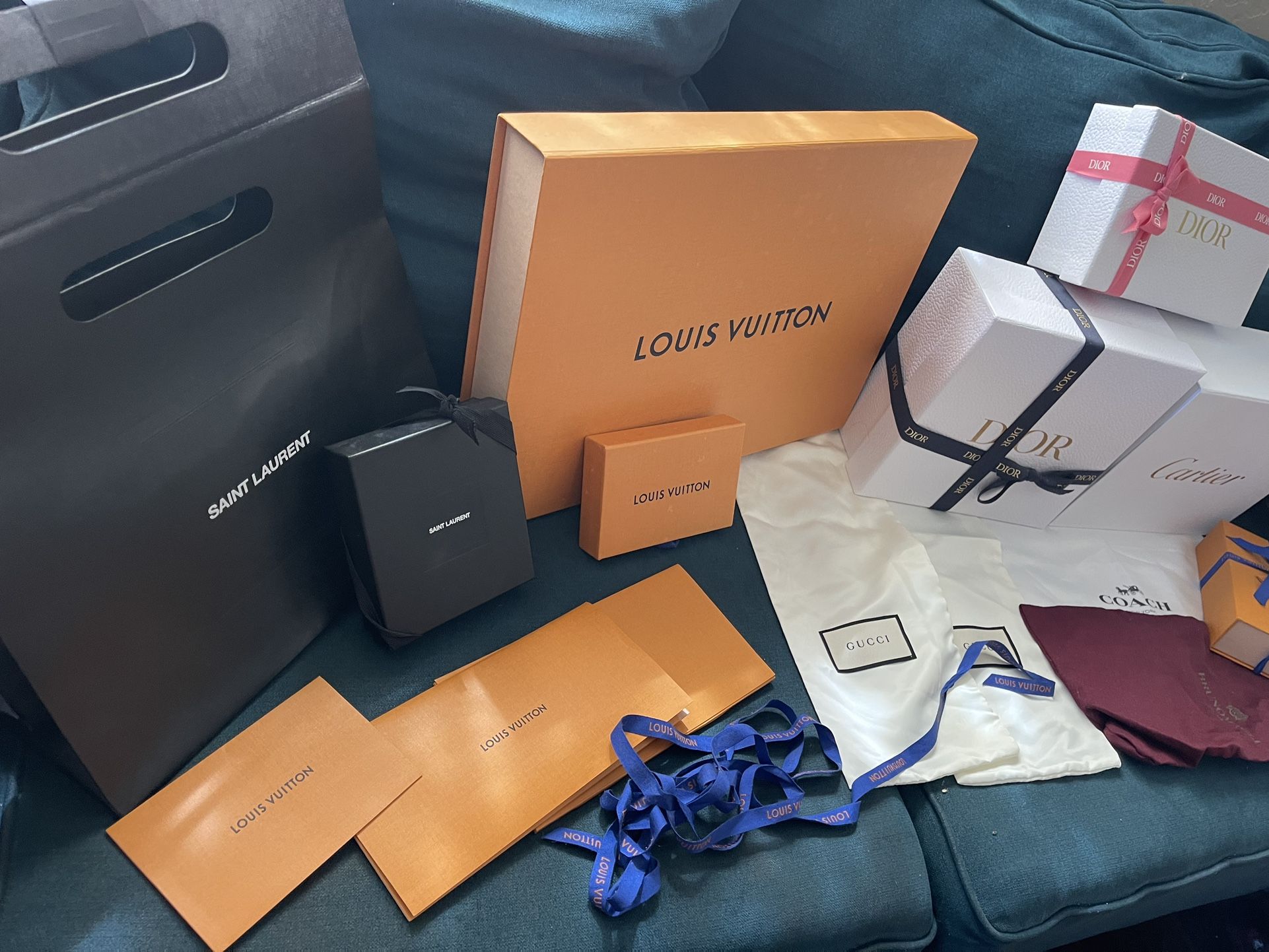 Gucci Louis Vutton Saint Laurent