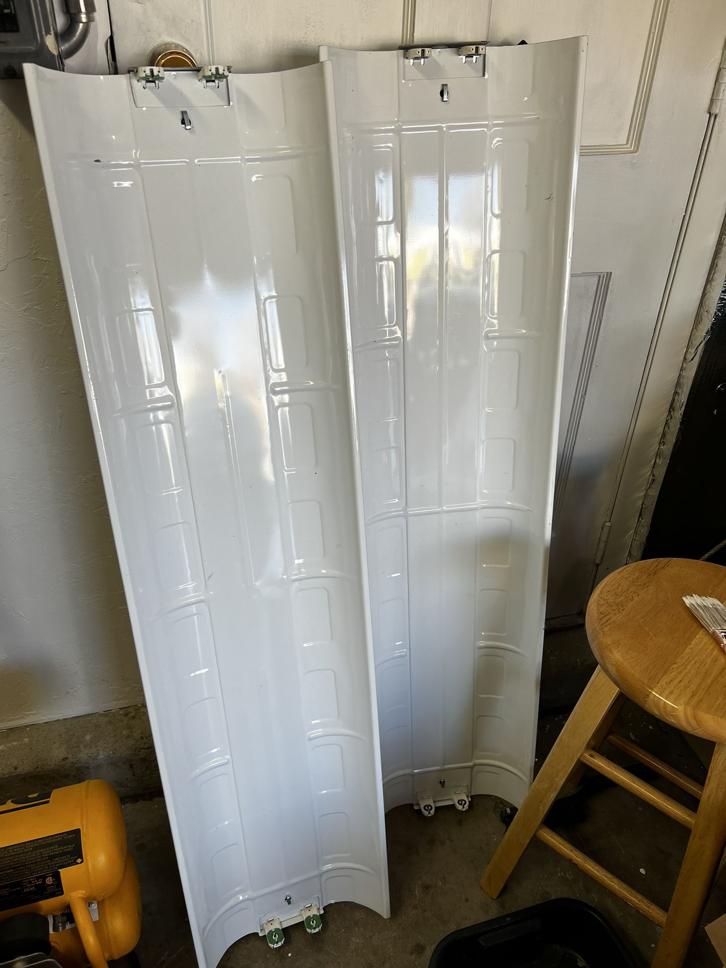 Two - T5 Garage light Fixtures With Four Bulbs