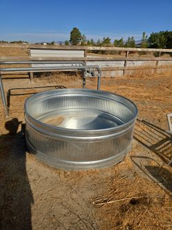 Large stock tub