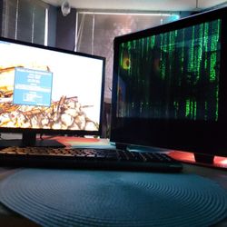 Gaming PC With Screen Display Case