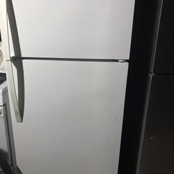 Refrigerator Kenmore 