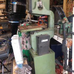 General Machinery 14 in Woodworking Standup Bandsaw