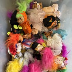 Vintage trolls
