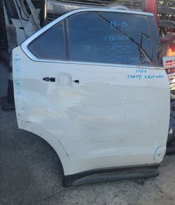 2010 to 17 chevy equinox r r door