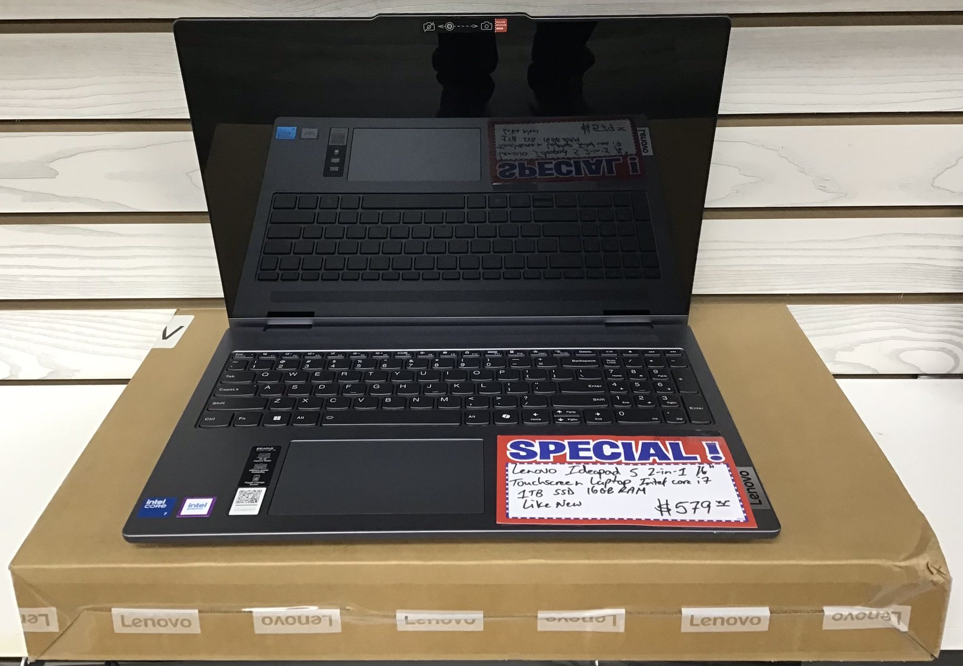 Lenovo Ideapad 5 2-in-1 16” Touchscreen Laptop Intel Core i7 1TB SSD 16GB RAM Like New