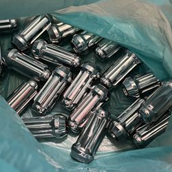 Car Lug Nuts For Sale