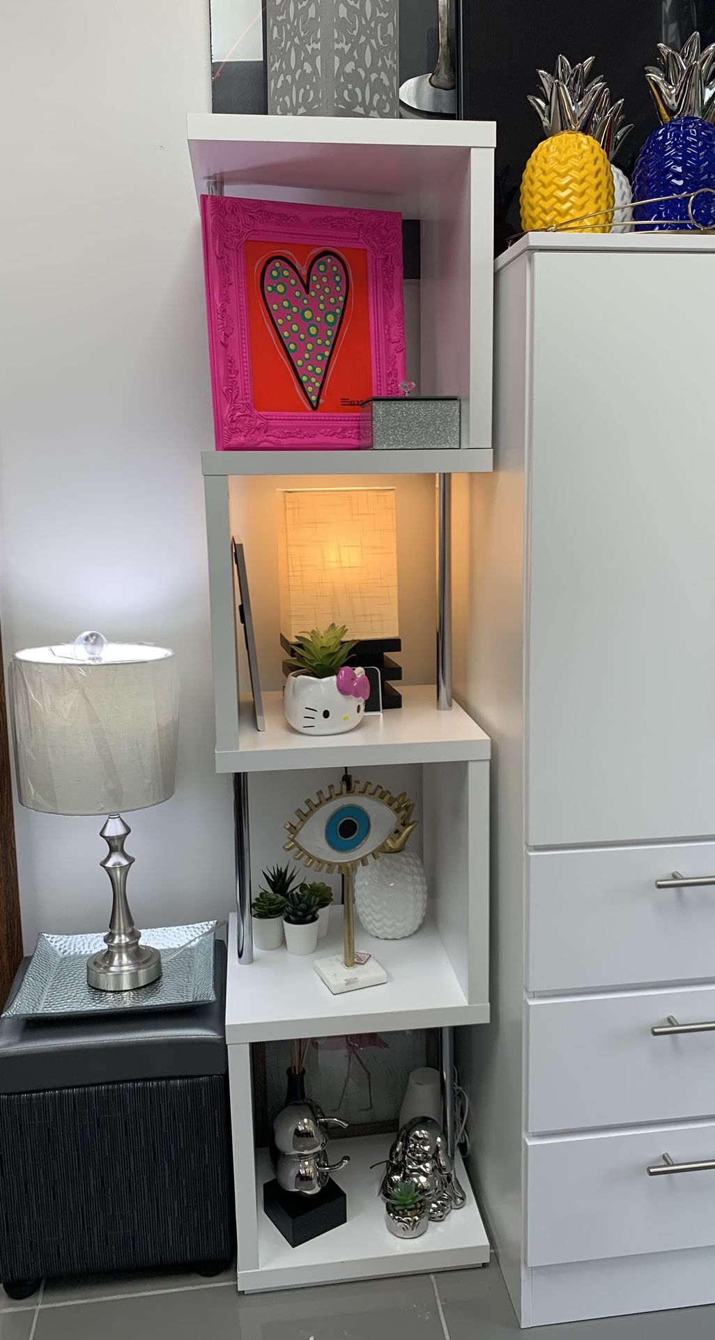 White BOOKCASE 🔥🔥 New In Box!!!