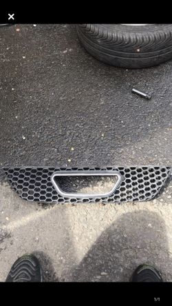 Mustang grill
