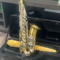 Saxofón Alto 