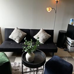 Furniture set