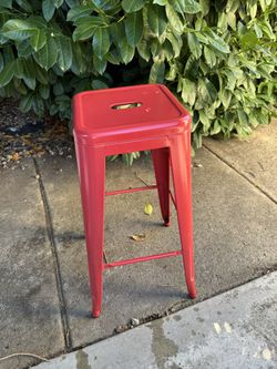 30in Red Metal Bar Stools x4