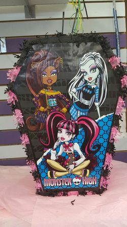 Monster High piñata