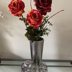 Silvertone Vase And Owls