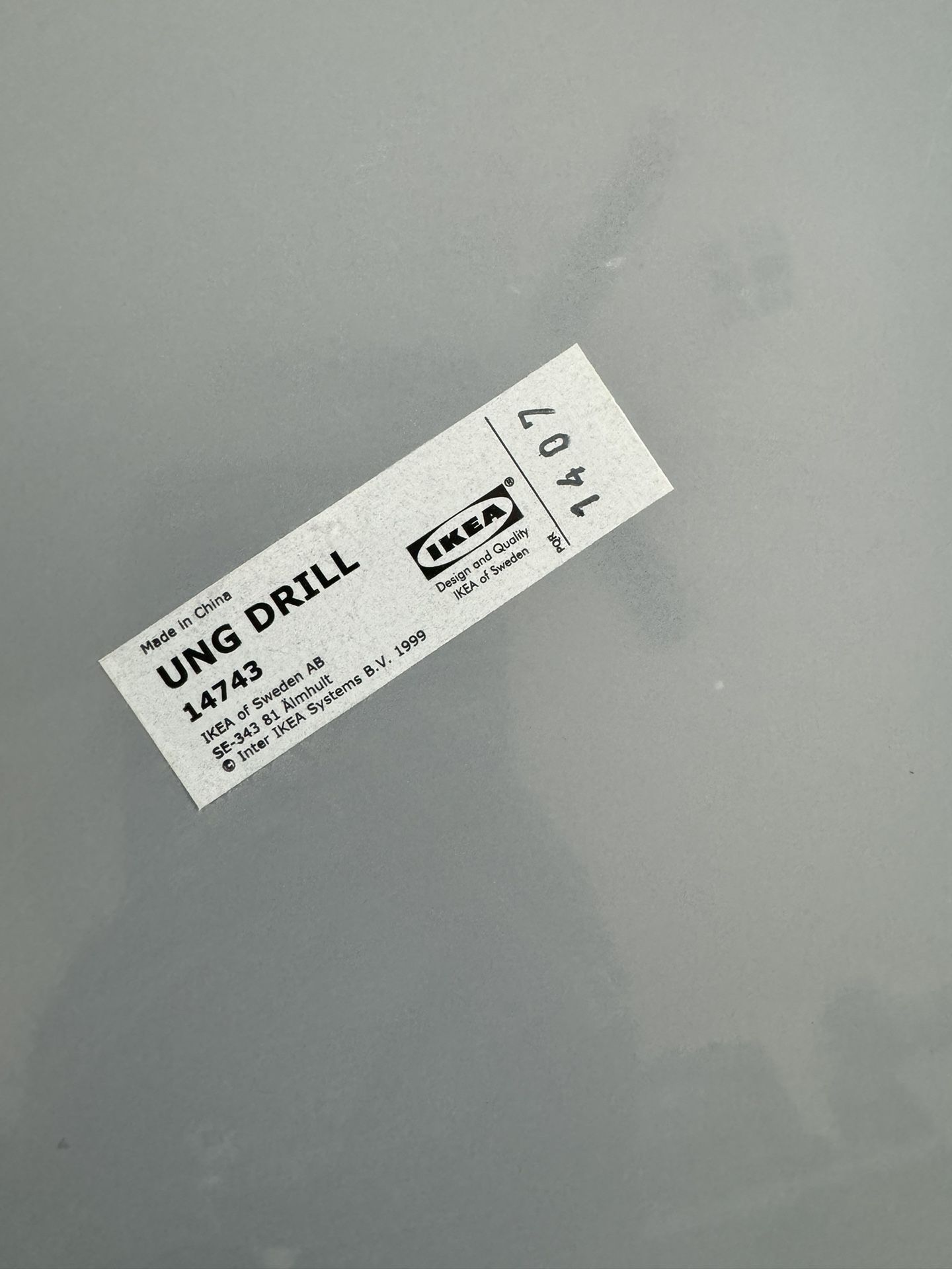 IKEA Ung Drill Mirror with Off White Ornate Large Oval Frame 33