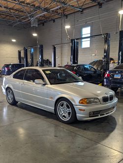 2001 BMW 330ci very clean.