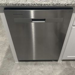 Whirlpool Dishwasher 