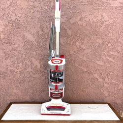 Shark Rotator Professional Lift-Away Vacuum NV501 – Works Great