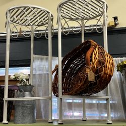 Set of 2 Lovely Metal Plant Stands