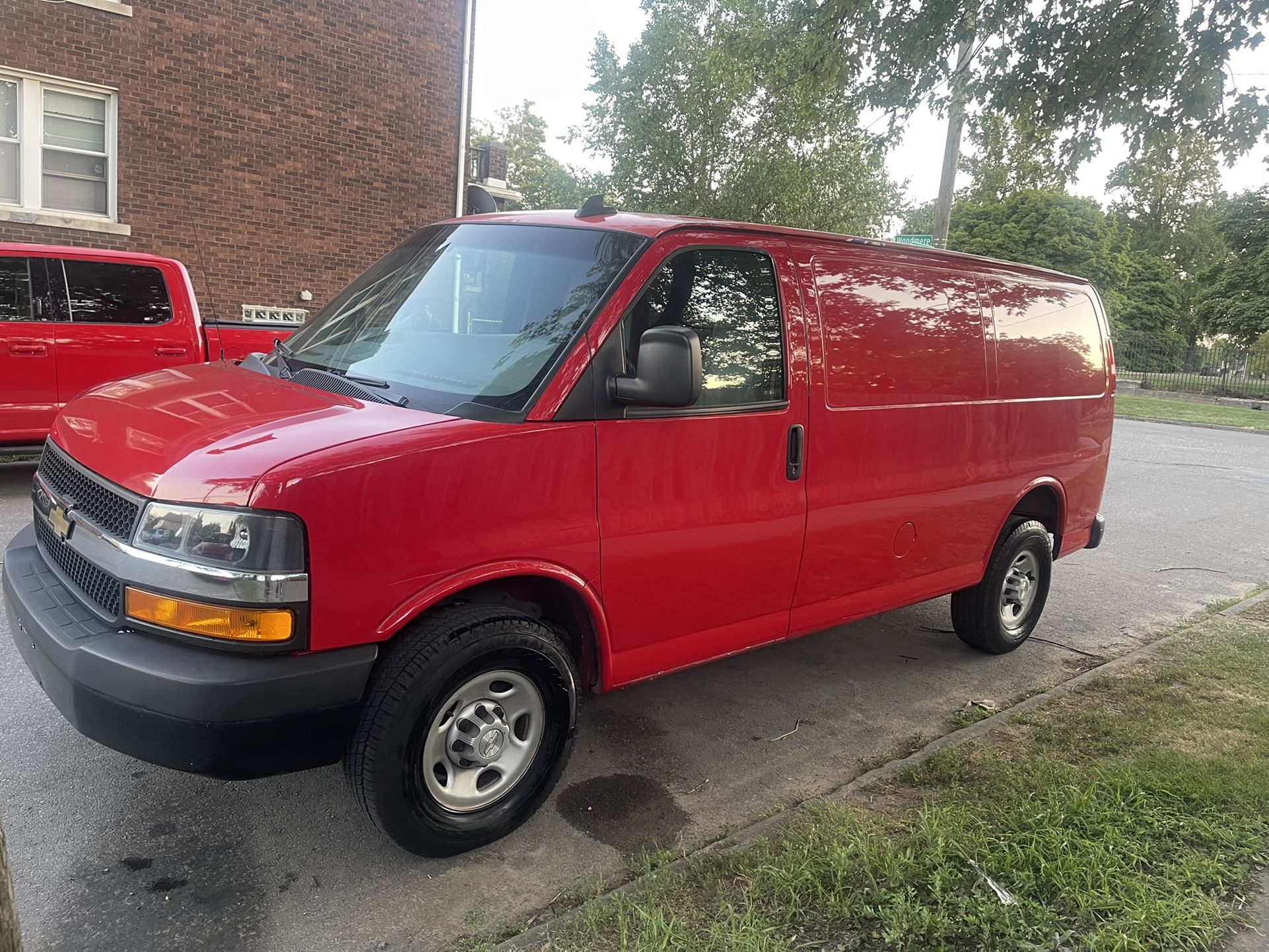 2018 Chevrolet Express 2500