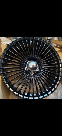 Range Rover 24” Blk monsory style new rims new tires with floating caps