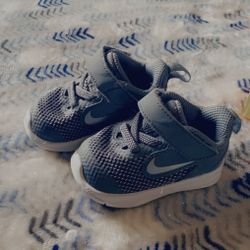 Size 2c Nike Shoes