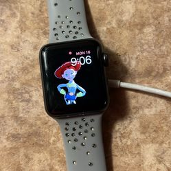 Apple Watch 3 Nothing 