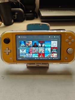 Nintendo switch lite with 1000+ games