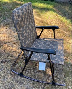 Outdoor Rocking Brown Chair Camping Patio Lawn Concert Folding Lightly Padded Arms Fabric Metal up to 300#