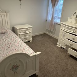 Girls bed set