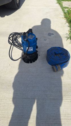 Blue Tsurumi Water pump