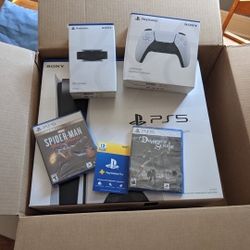 PS5 DISC BUNDLE

