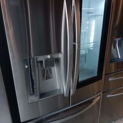 Lg Instaview Refrigerator 