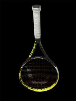 Tennis racquet HEAD