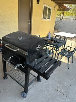 Kingsford Grill