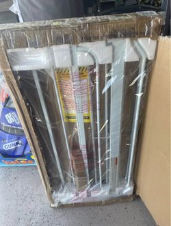 Extra Tall Adjustable Pet Gate / Safety Gate - Fits Openings 29” - 36.5”