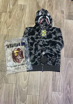 BAPE grey camo shark hoodie size M good quality