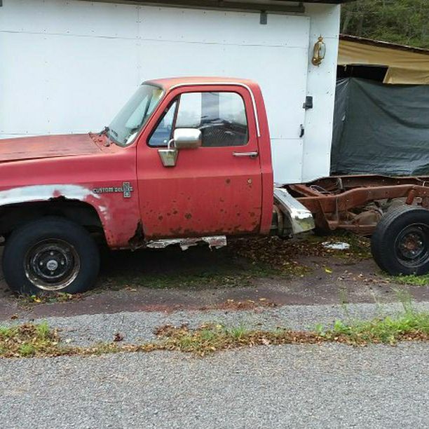 1984 Chevy 20 ,four Wheel Drive ,standard, Have Box Also ,