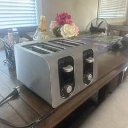 Black & Decker 4-Slice Toaster,