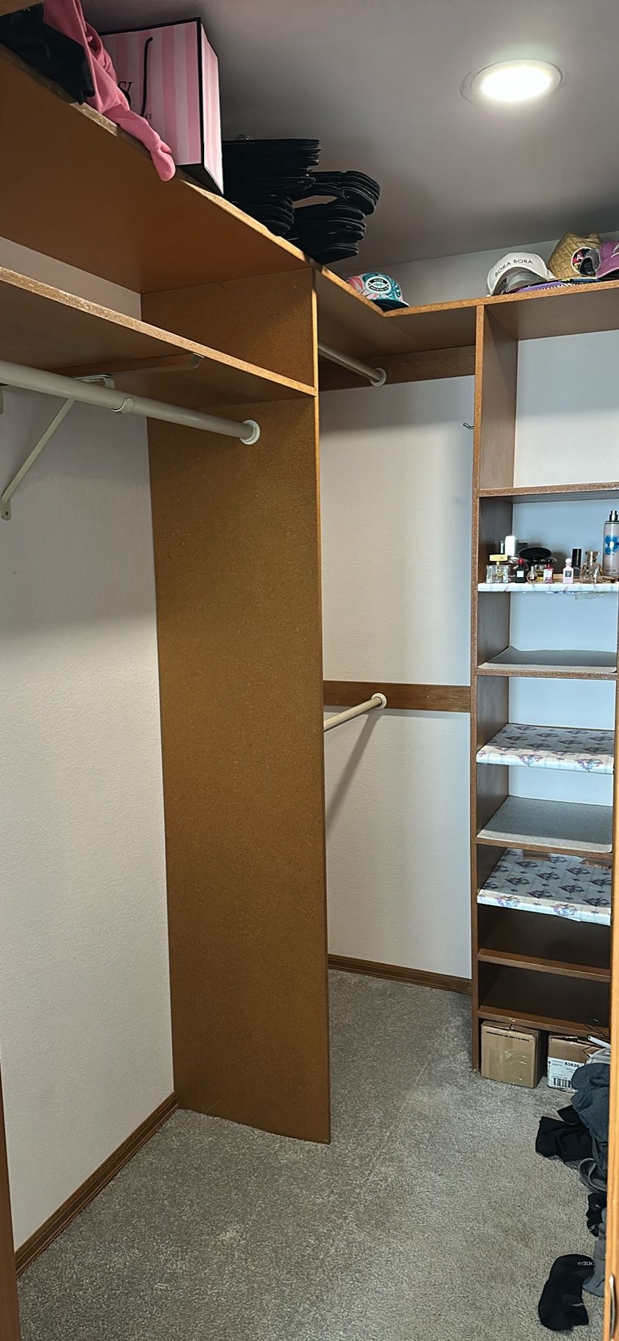 Free Walk In Closet Shelving