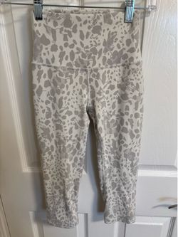 Womens Lululemon Capris