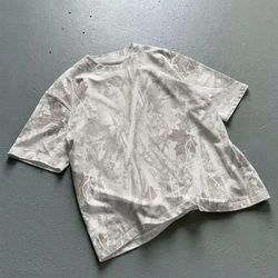 white + grey camo tee #camo #summer