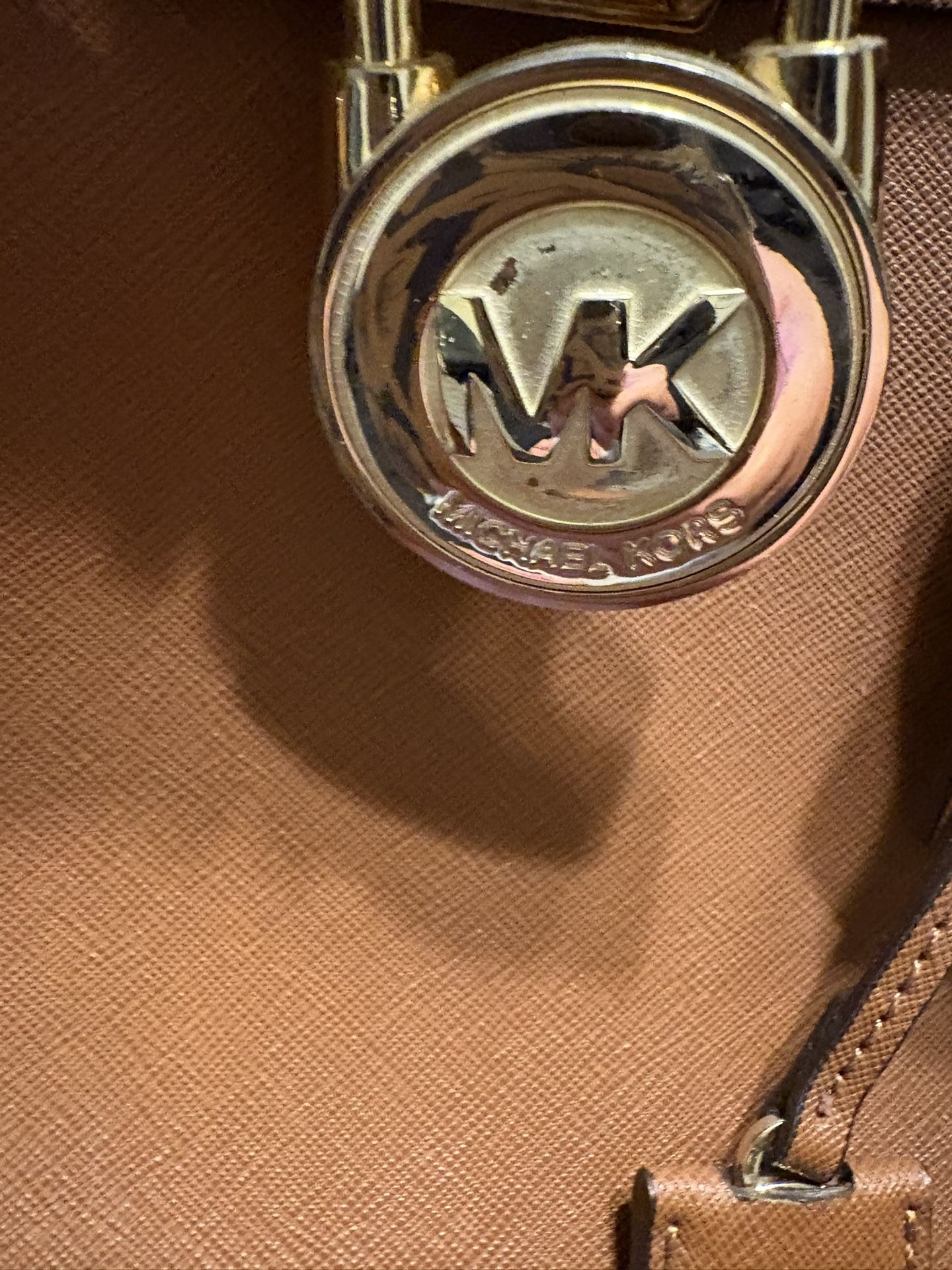 Mk’s Brown Leather Bag beautiful